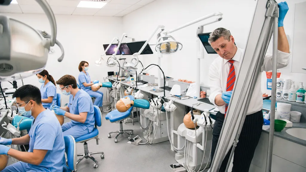MSc in Endodontics (Part Time) at the College of Medicine & Dentistry, Birmingham